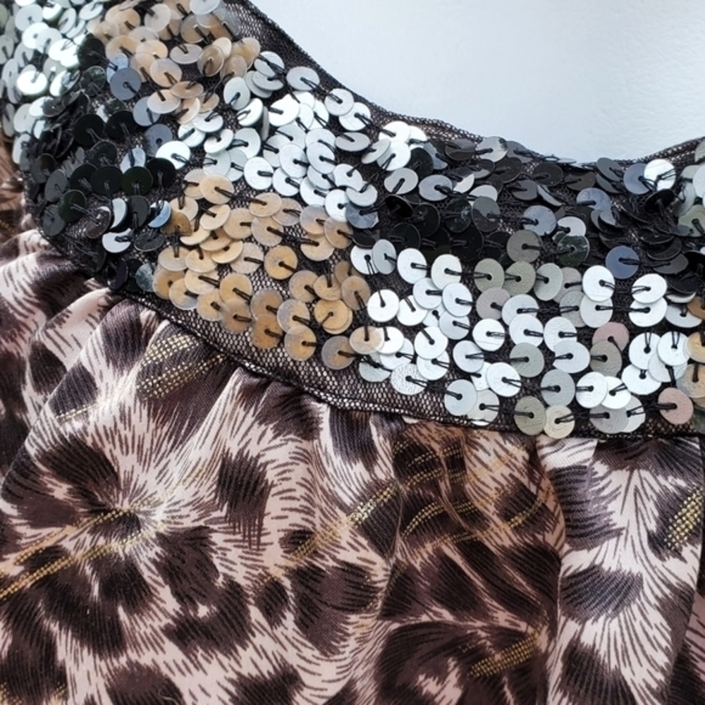 Leopard Print Sequin Tee 2x - image 2